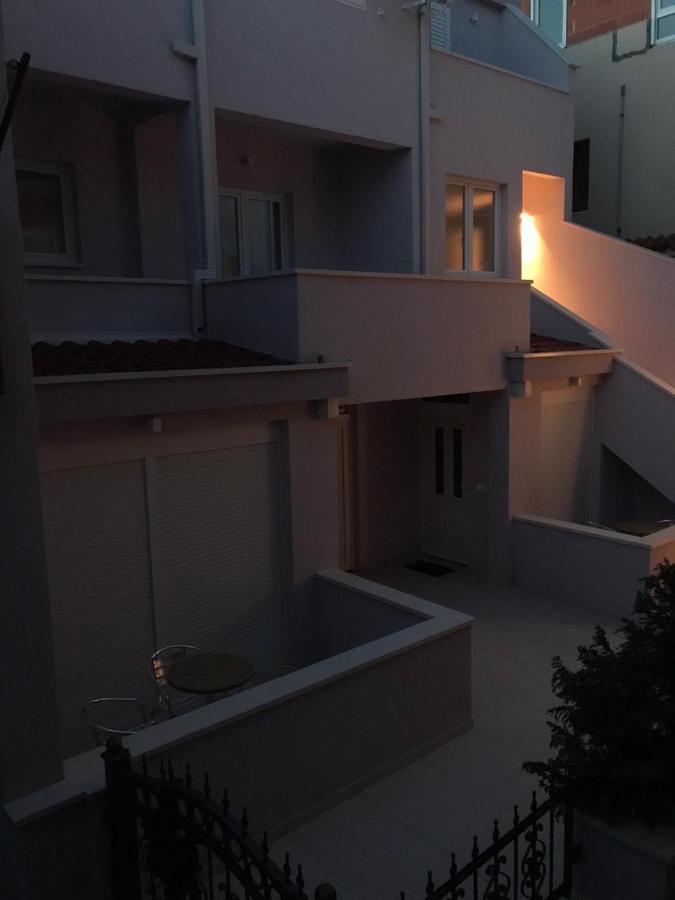 Apartamento Niko Baška Voda Exterior foto